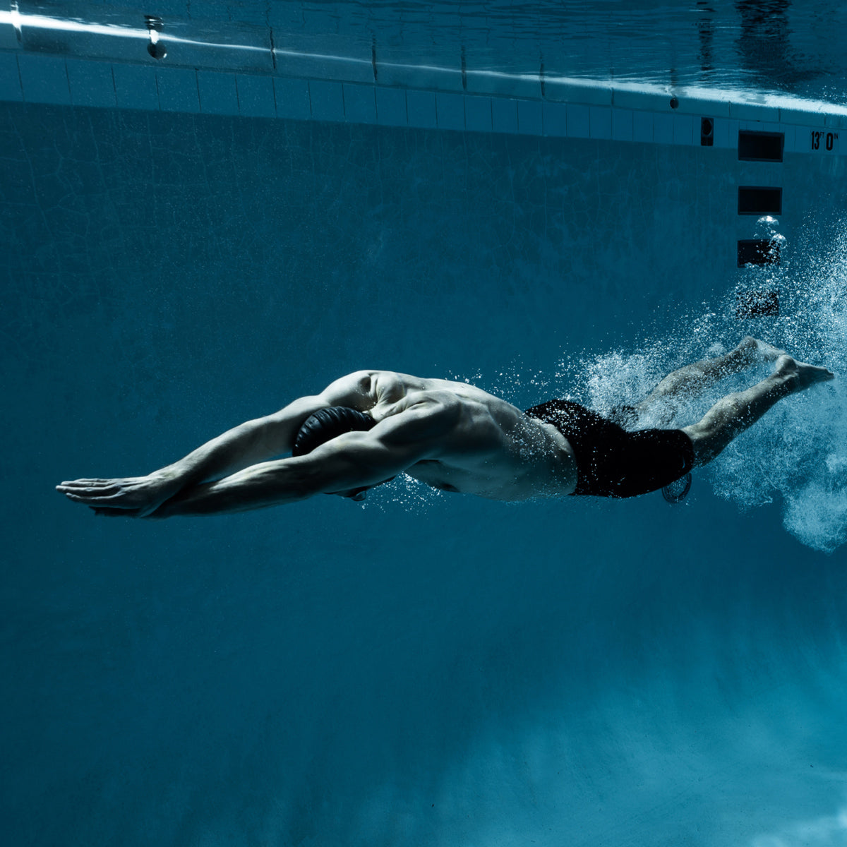 Off-Season Swim Training for Triathletes: Build a Stronger Foundation with FORM Goggles