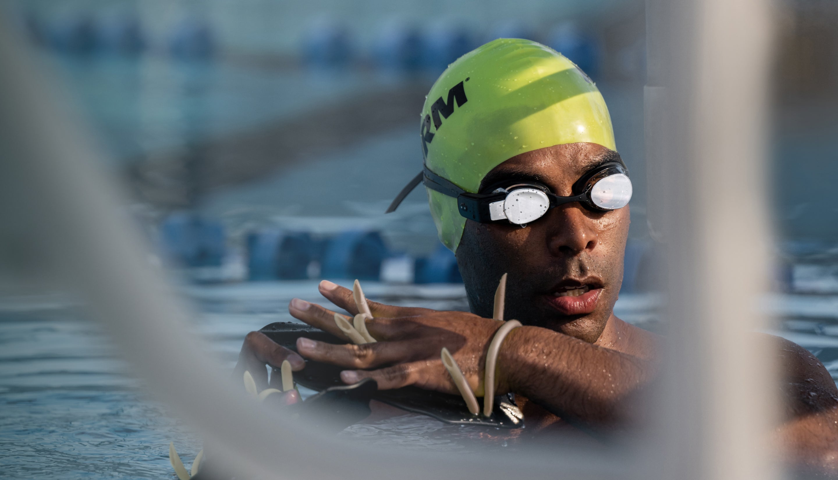 FORM Smart Swim Goggles and Swim App